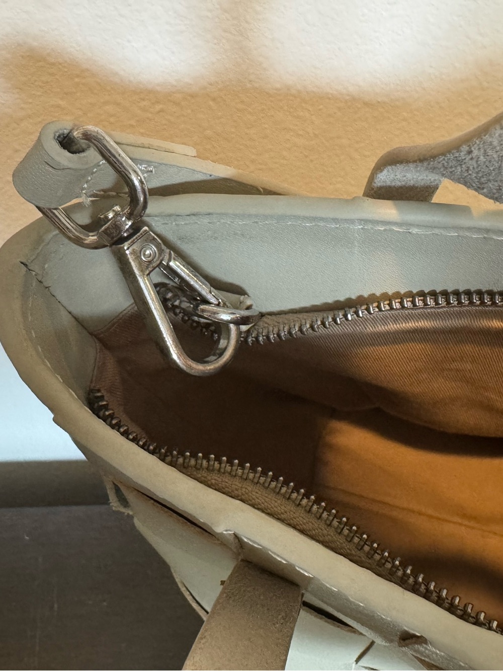 Dragon Diffusion Woven Pearl Mini Japan Tote - Picture 7 of 16
